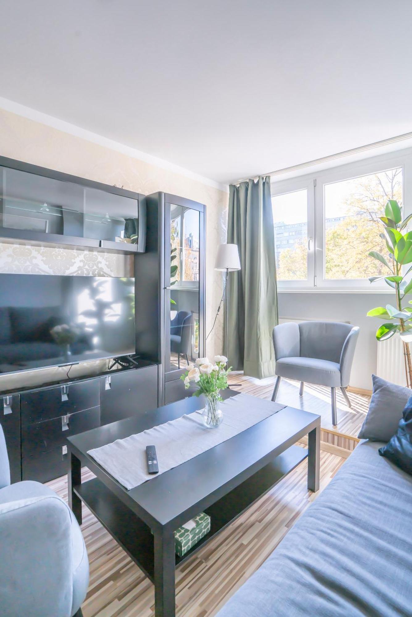 Flower Check In 24h Apartament *